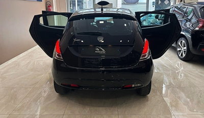 Lancia Ypsilon 1.3 MJT 16V 95 CV 5 porte S&S Silver (19)