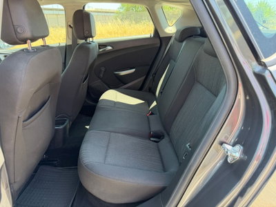 Opel Astra 1.6 115CV 5 porte Cosmo (12)