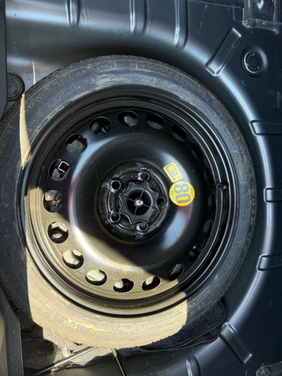 Opel Astra 1.6 115CV 5 porte Cosmo (17)