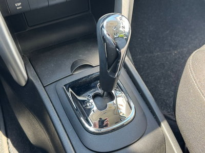 Peugeot 207 88CV 5p. 2 Tronic XS (13)
