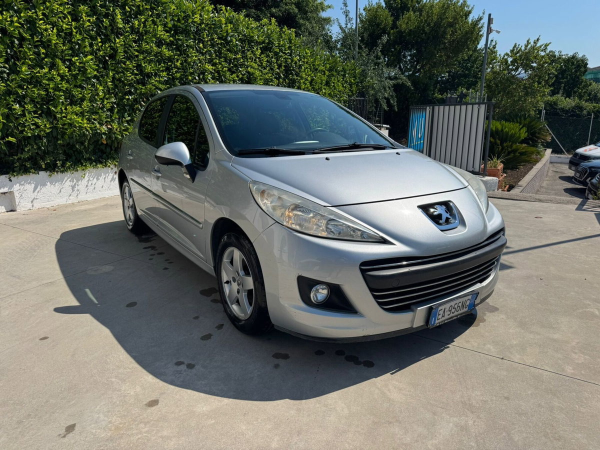 Peugeot 207 88CV 5p. 2 Tronic XS (2)