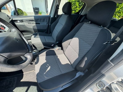 Peugeot 207 88CV 5p. 2 Tronic XS (7)