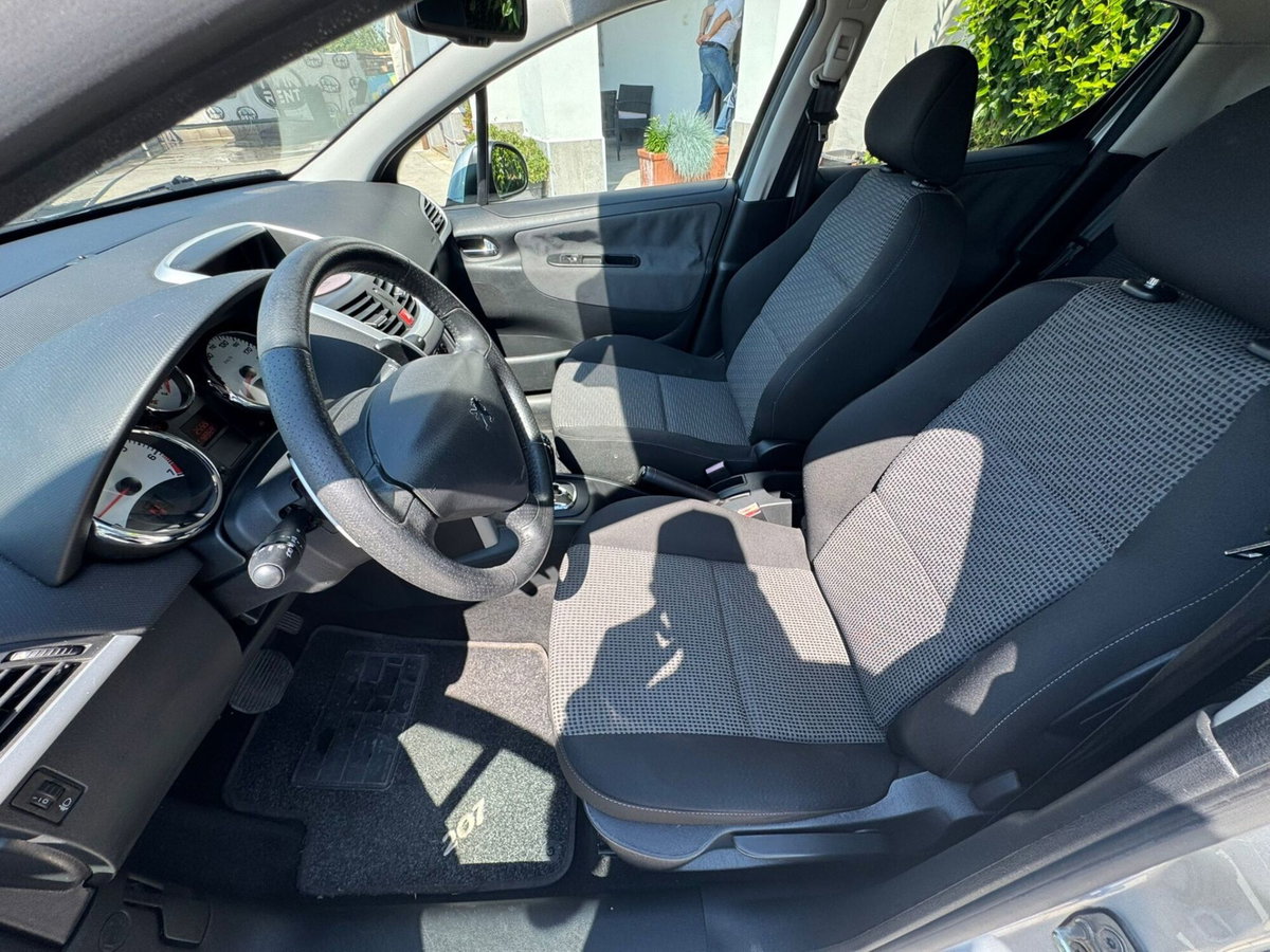 Peugeot 207 88CV 5p. 2 Tronic XS (8)