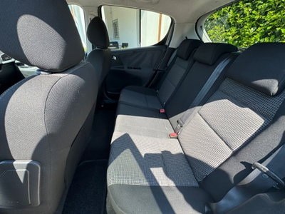 Peugeot 207 88CV 5p. 2 Tronic XS (9)