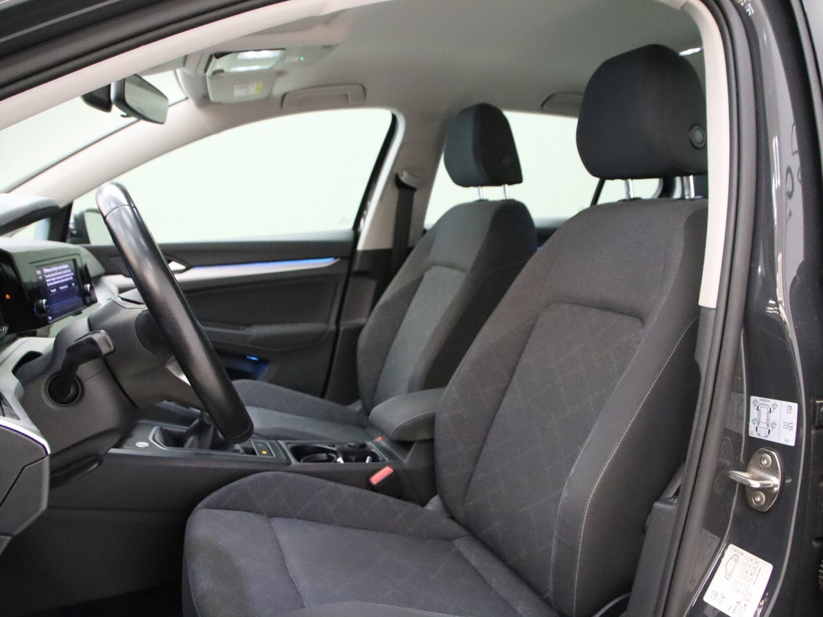 Volkswagen Golf 1.0 TSI EVO Life (11)