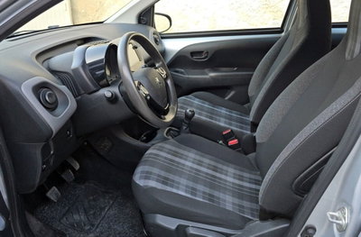 Peugeot 108 72 5 porte Active (11)