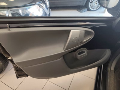 Toyota Aygo 1.0 12V VVT-i 5 porte Now Connect (11)