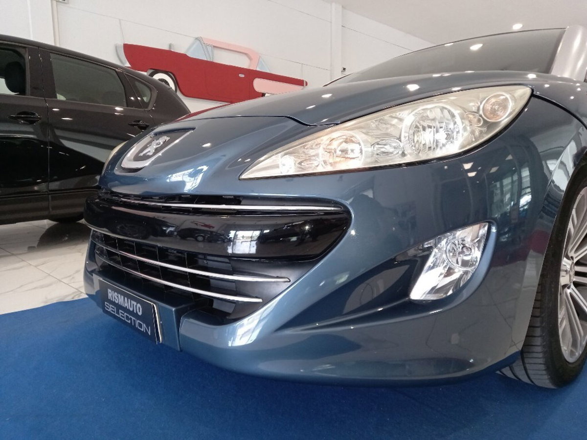 Peugeot RCZ 1.6 THP 156CV (2)