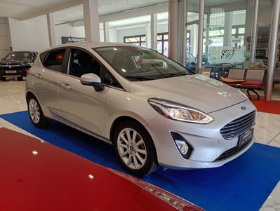Ford Fiesta 1.1 85 CV 5 porte Titanium (7)