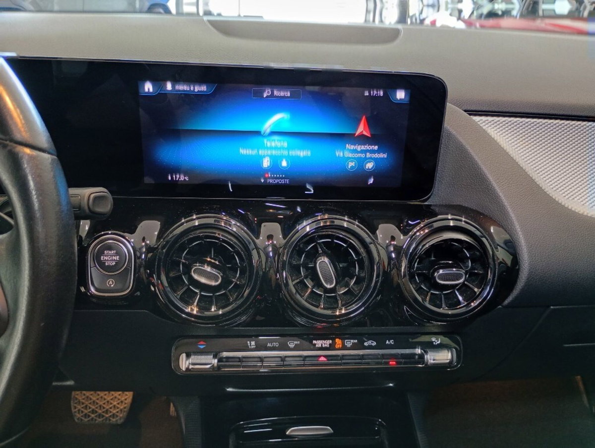 Mercedes-Benz GLA SUV 200 d Automatic Executive (11)