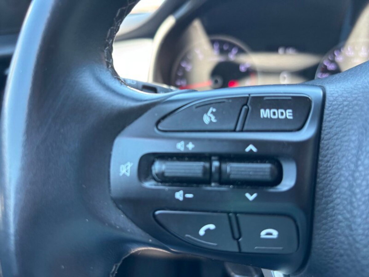 Kia Stonic 1.2 DPI Style (10)