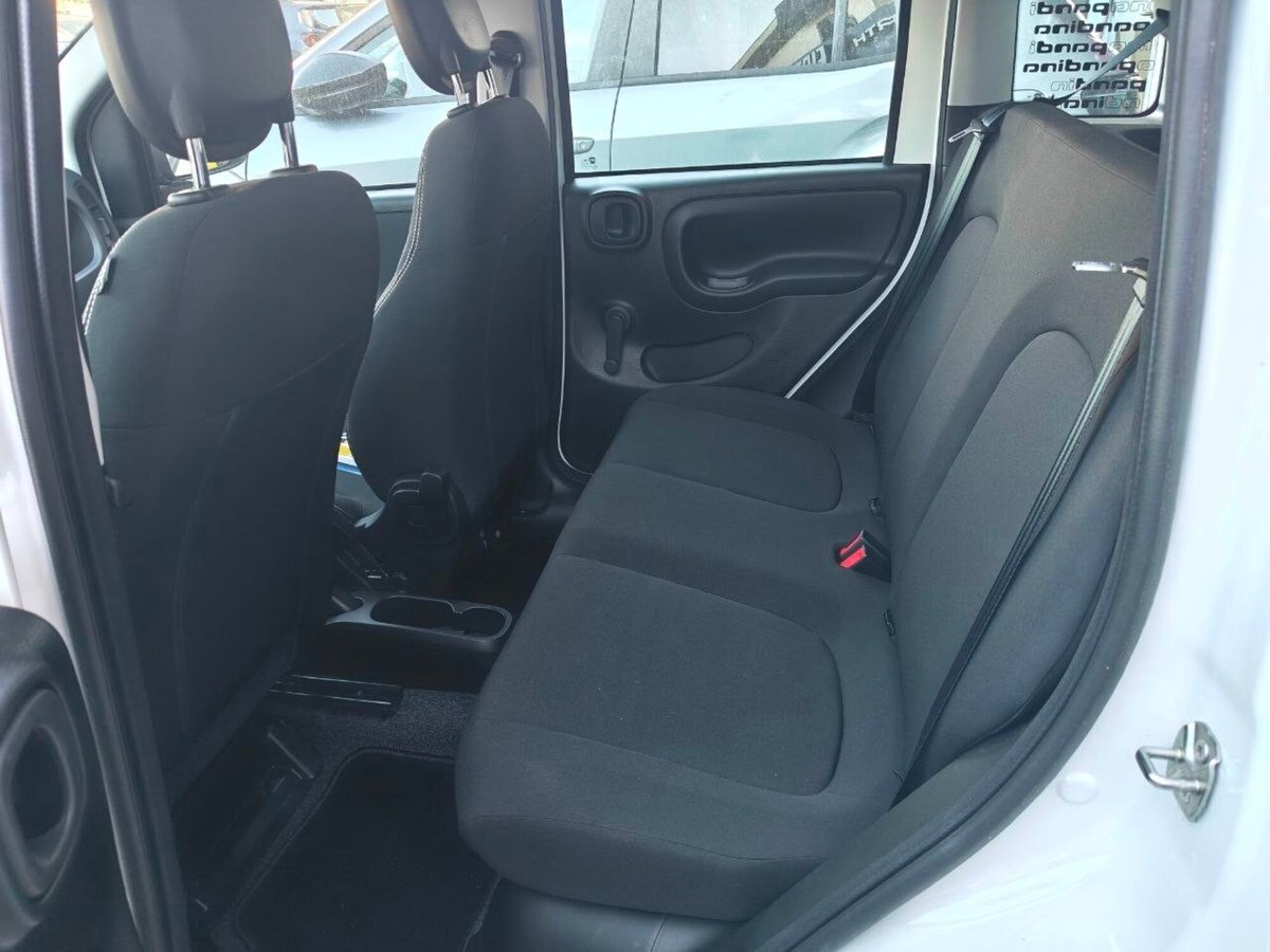 Fiat Pandina 1.0 firefly hybrid Icon s&s 65cv (14)