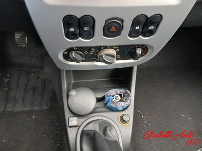Dacia Sandero 1.4 8V GPL (14)