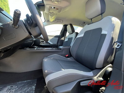 Opel Astra 1.2 Turbo 130 CV GS Line (9)