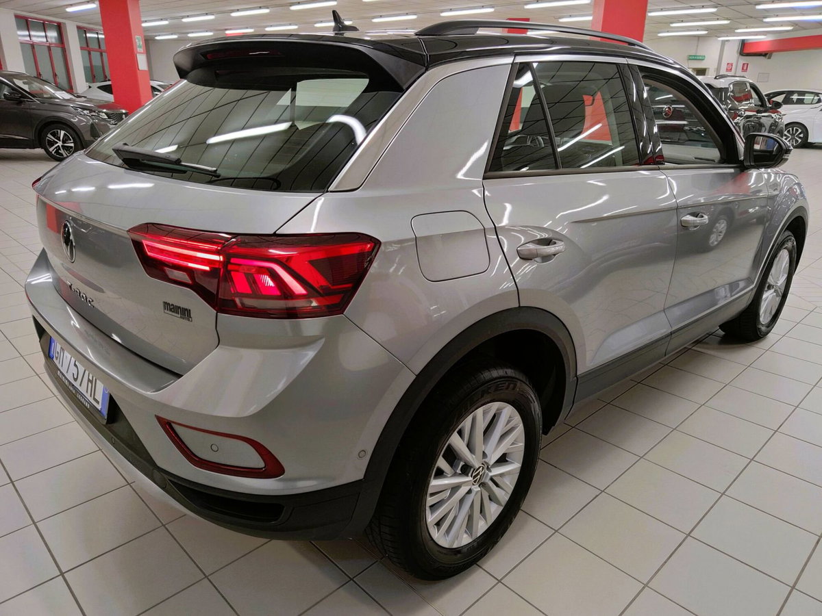 Volkswagen T-Roc 1.0 TSI Life (4)