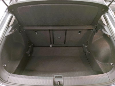 Volkswagen T-Roc 1.0 TSI Life (10)