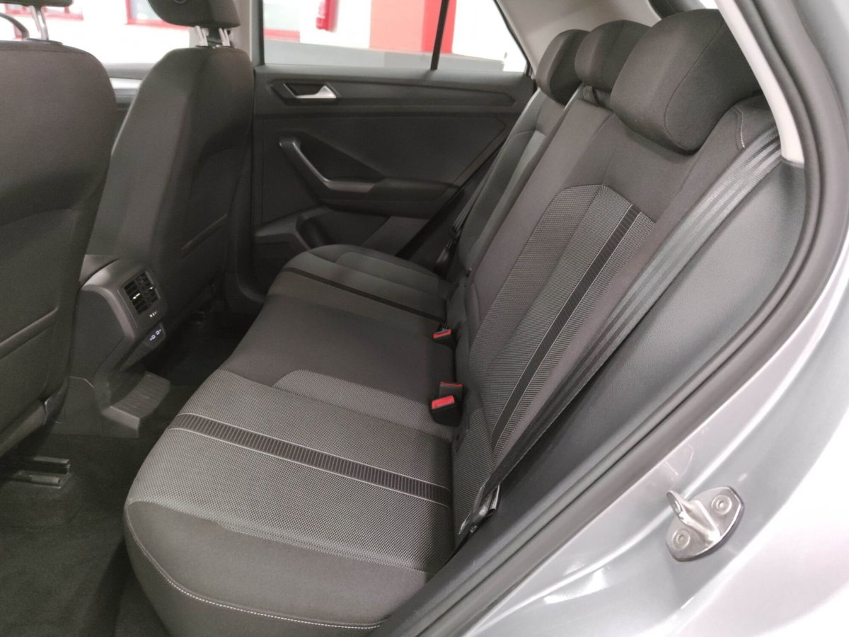 Volkswagen T-Roc 1.0 TSI Life (14)