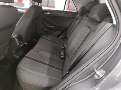Volkswagen T-Roc 1.5 tsi Edition dsg (14)