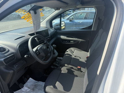 Toyota Proace City Furgone City 1.5D 130cv S&S L2 S Comfort (10)