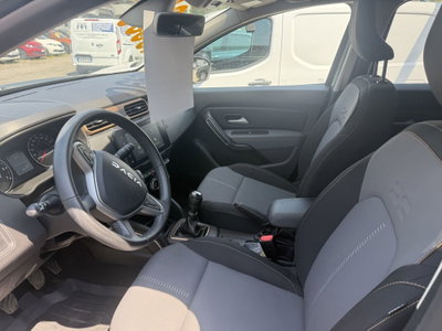 Dacia Duster 1.0 TCe 100 CV ECO-G 4x2 Essential (12)