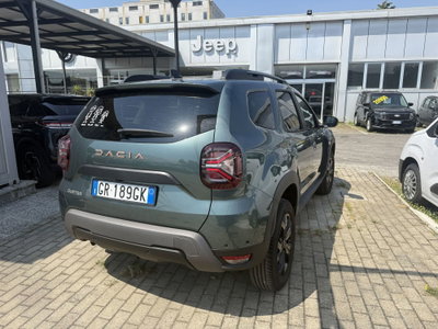 Dacia Duster 1.0 TCe 100 CV ECO-G 4x2 Essential (5)