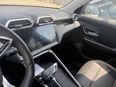 Mg ZS EV Luxury Standard Range (13)