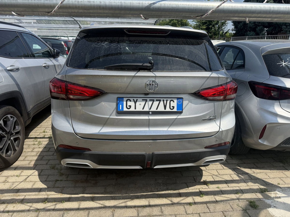 Mg ZS EV Luxury Standard Range (4)