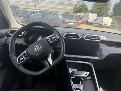 Mg ZS EV Luxury Standard Range (8)