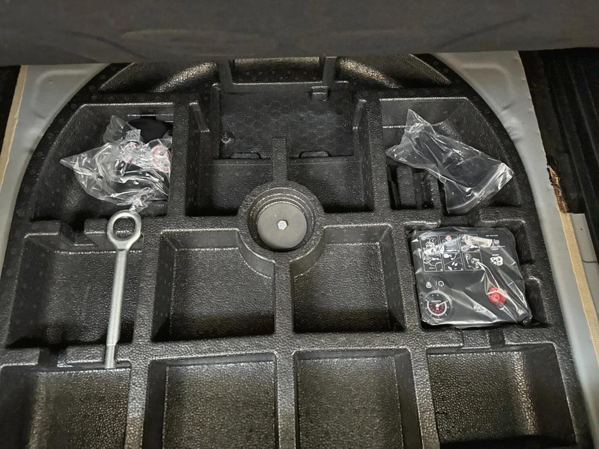 Jeep Renegade 1.6 mjt Limited 2wd 130cv (8)