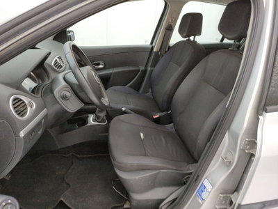 Renault Clio 1.2 16V 5 porte Dynamique (11)
