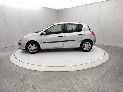Renault Clio 1.2 16V 5 porte Dynamique (7)