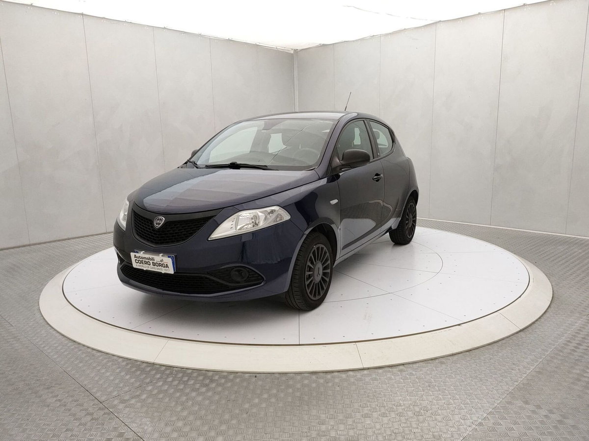 Lancia Ypsilon 1.2 69 CV 5 porte Elefantino Blu (3)