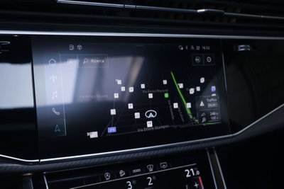 Audi RS Q8 Q8 4.0 mhev quattro tiptronic (19)