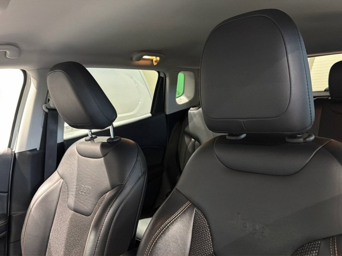 Jeep Compass 2.0 Multijet II 4WD Limited (5)