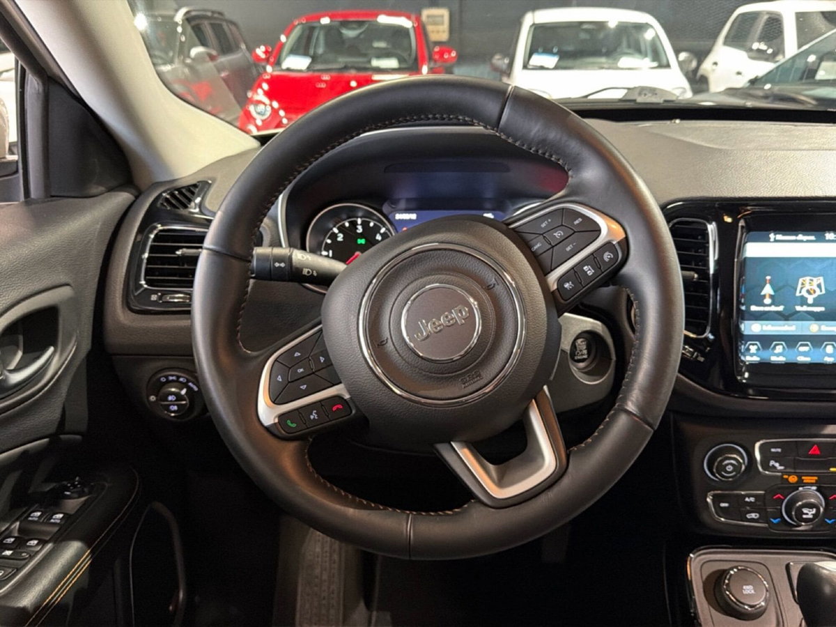 Jeep Compass 2.0 Multijet II 4WD Limited (7)