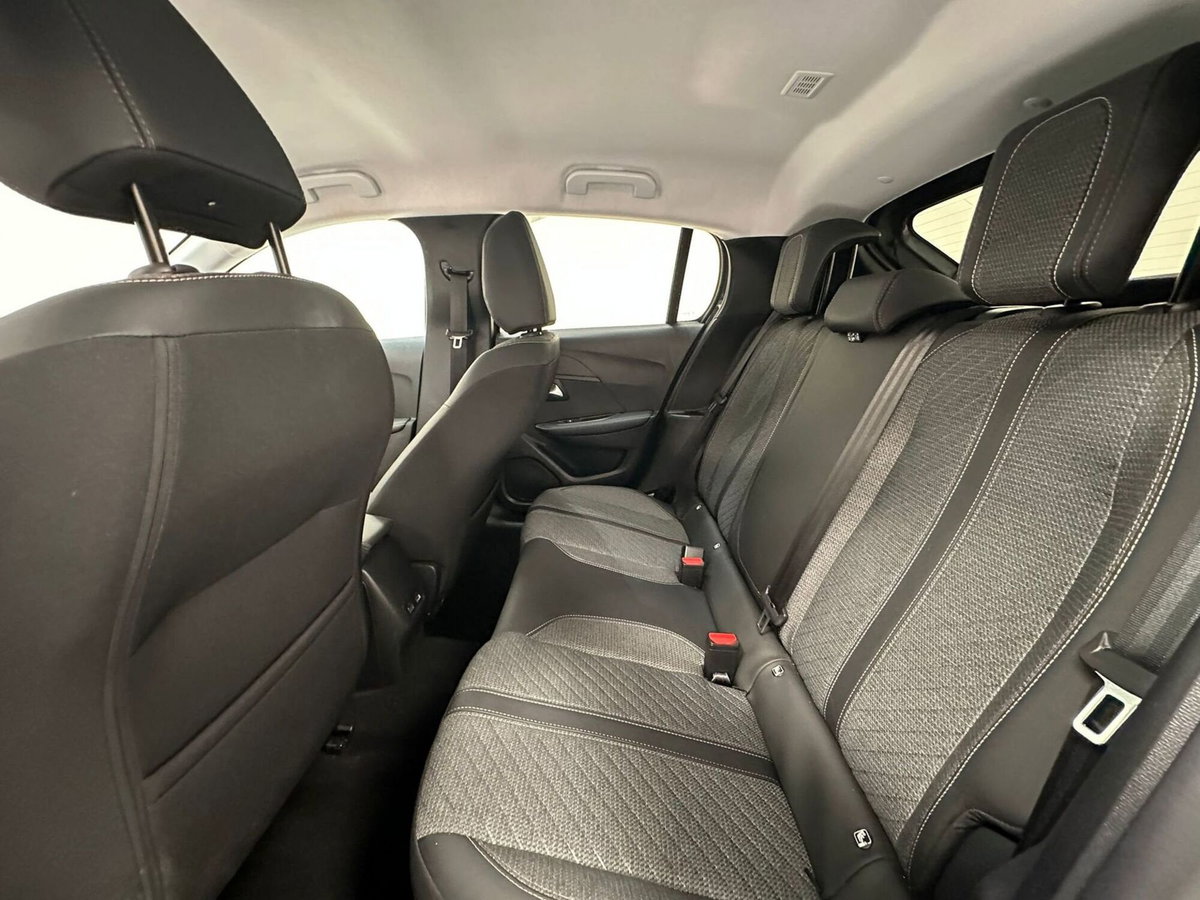 Peugeot 208 PureTech 100 Stop&Start 5 porte Allure (16)