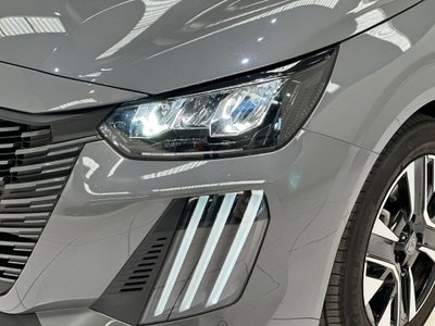 Peugeot 208 PureTech 100 Stop&Start 5 porte Allure (17)