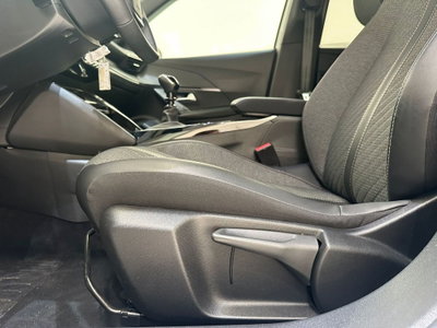 Peugeot 2008 1.2 puretech Allure s&s 100cv (14)