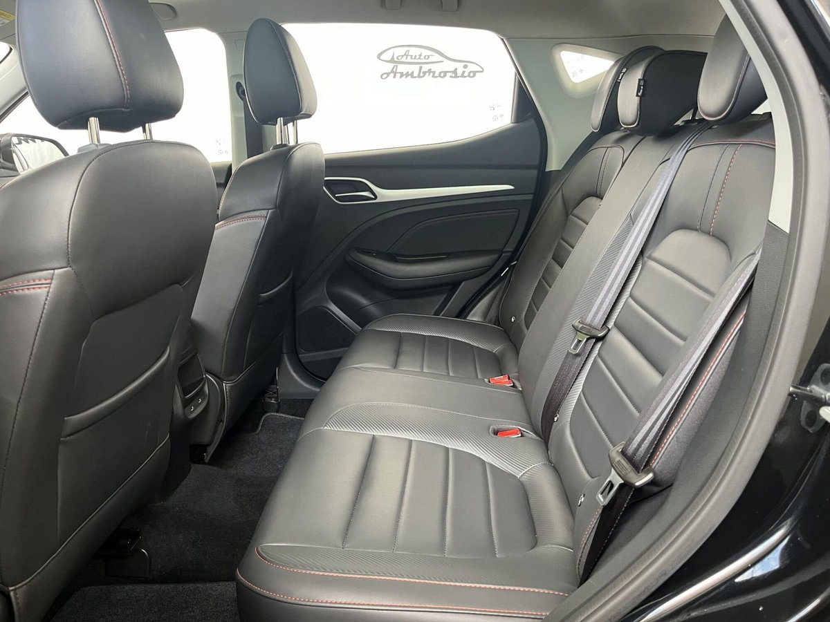 Mg ZS ZS 1.0 Luxury (10)