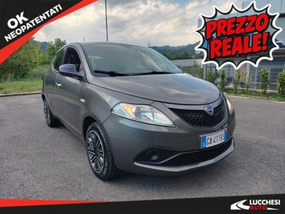 Lancia Ypsilon 1.2 69 CV 5 porte Silver usata