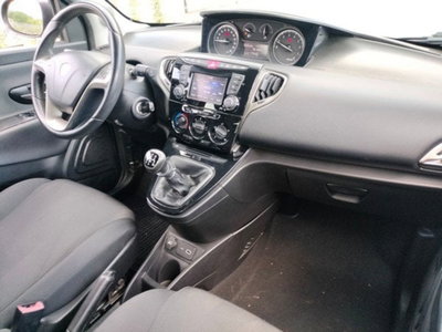 Lancia Ypsilon 1.2 69 CV 5 porte Silver (15)