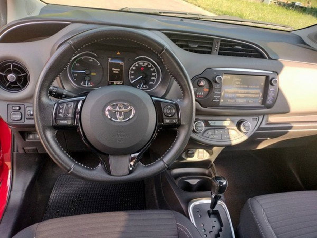 Toyota Yaris 1.5 Hybrid 5 porte Style (13)
