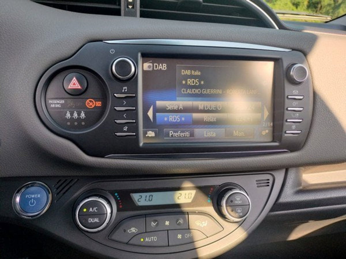 Toyota Yaris 1.5 Hybrid 5 porte Style (15)