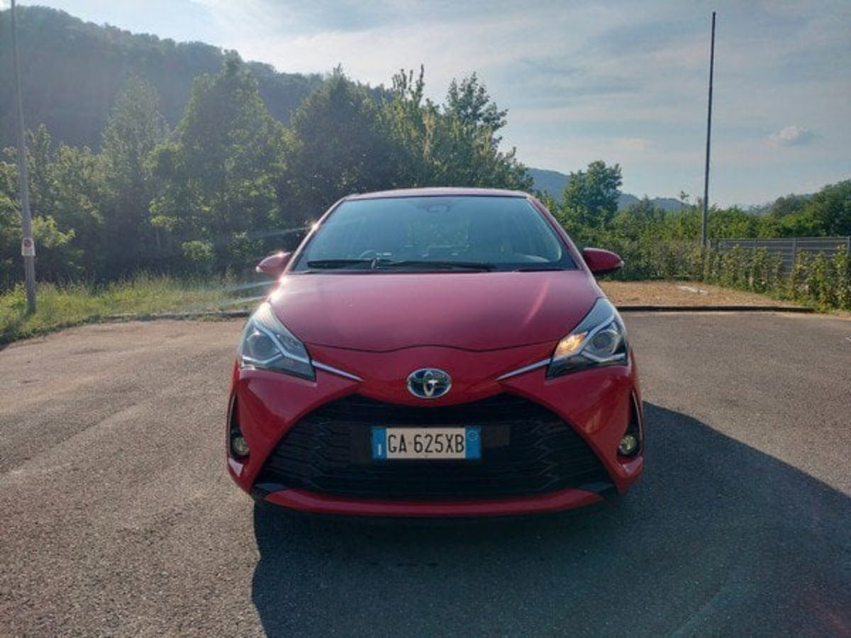 Toyota Yaris 1.5 Hybrid 5 porte Style (2)