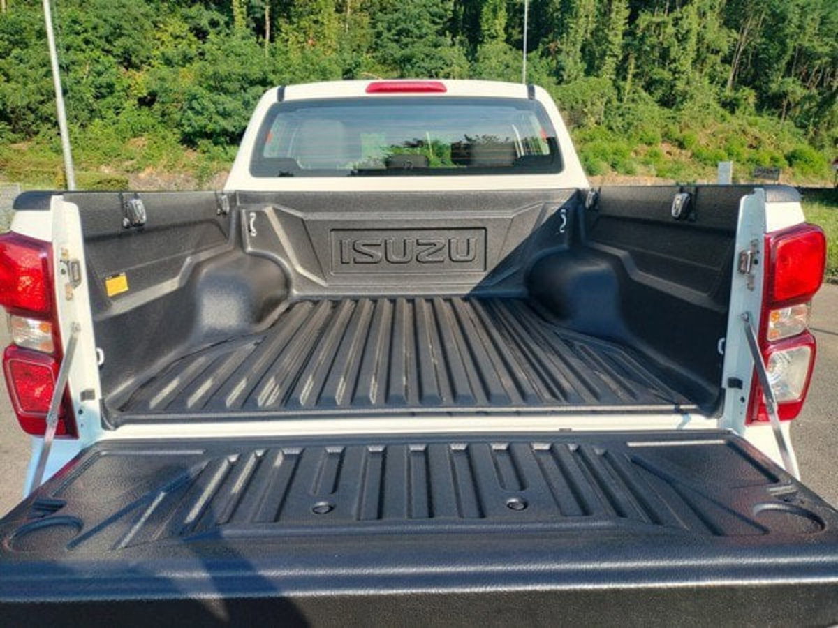 Isuzu D-Max Pick-up 1.9 crew N60 Nitro Sport 4x4 auto (11)