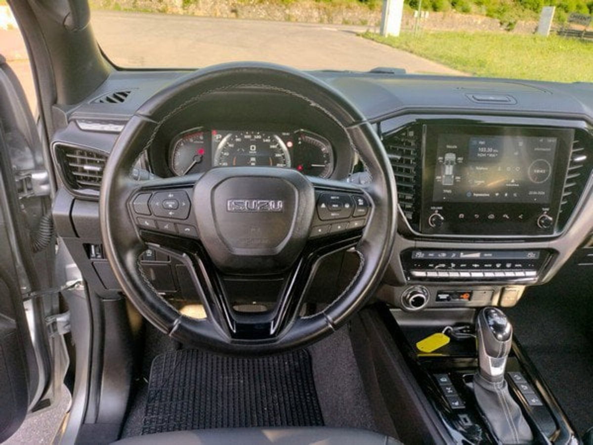 Isuzu D-Max Pick-up 1.9 crew N60 Nitro Sport 4x4 auto (16)