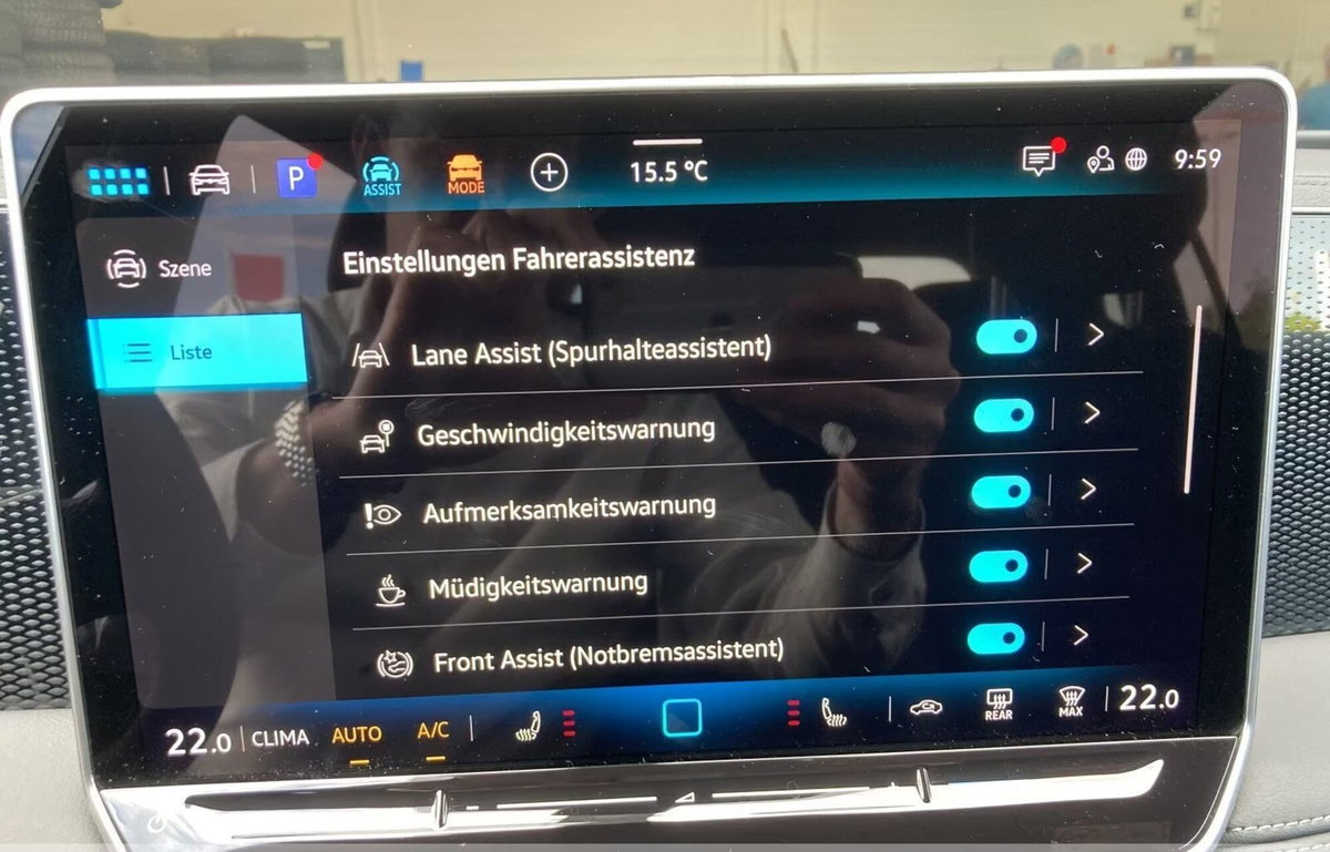 Volkswagen Tiguan 2.0 tdi R-Line 4motion 193cv dsg (17)