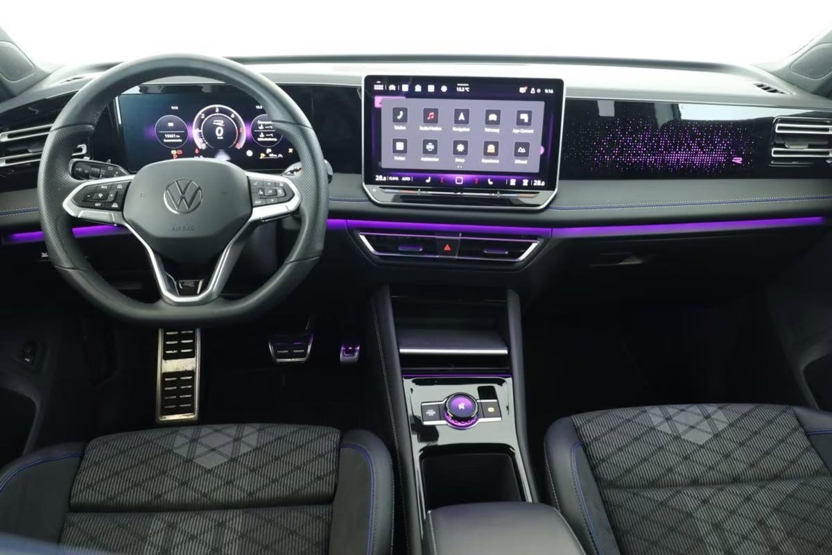 Volkswagen Tiguan 2.0 tdi R-Line 4motion 193cv dsg (7)
