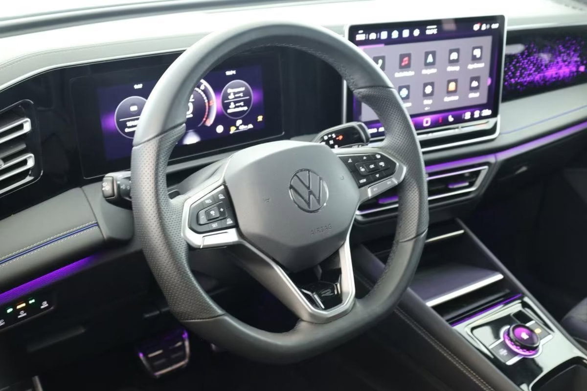 Volkswagen Tiguan 2.0 tdi R-Line 4motion 193cv dsg (8)