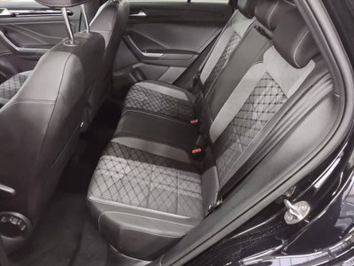 Volkswagen T-Roc 1.0 tsi R-Line 115cv (12)